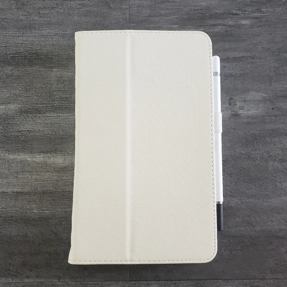 White Samsung Galaxy Tab 4 Unlocked w/Case
